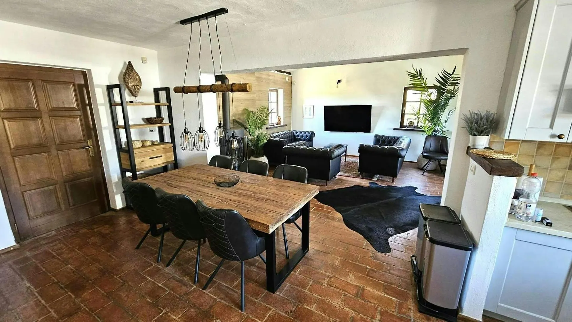 Crogo Villa Avena Barat
