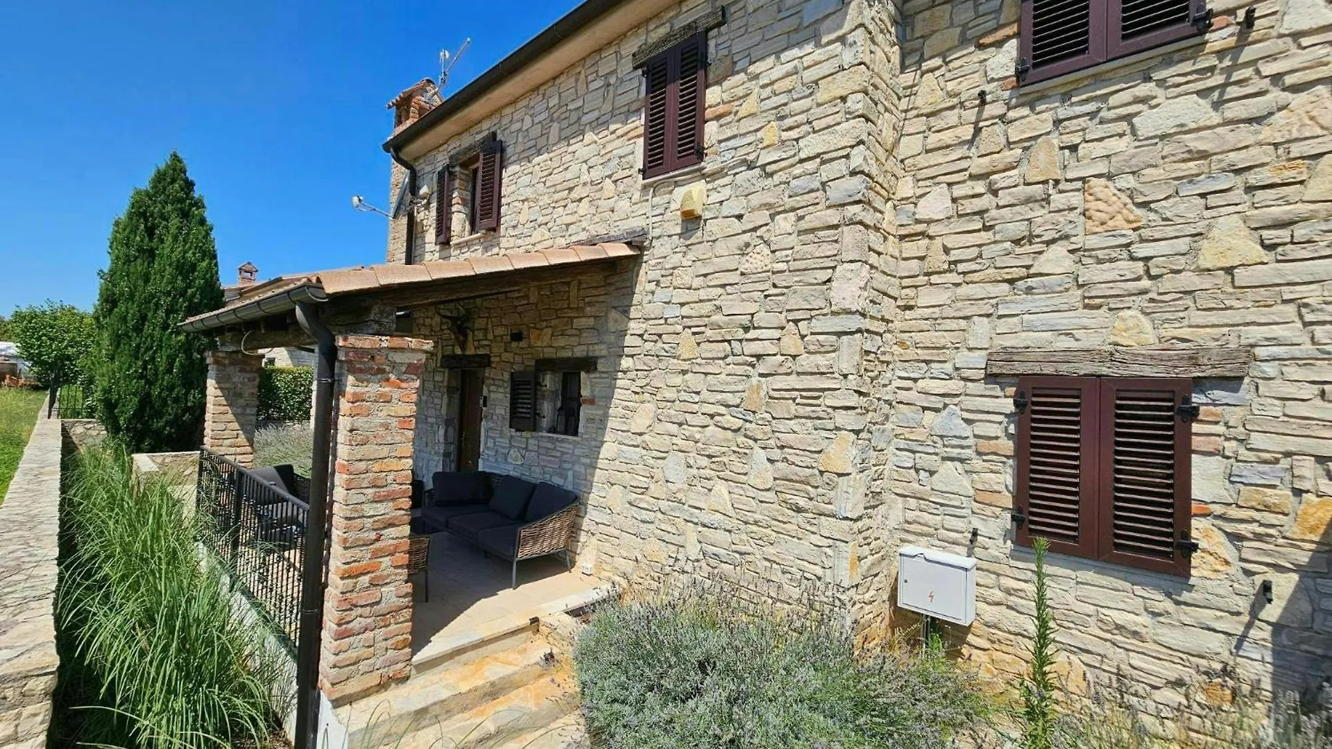 Crogo Villa Avena Barat   Barat (Porec)